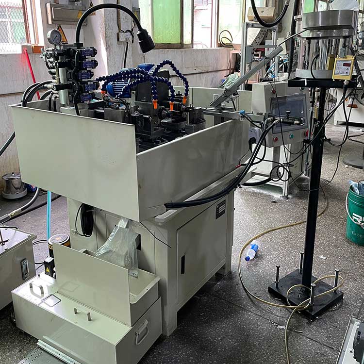 �ŷ�ȫ�Ԅ�(d��ng)�������c(di��n)���@�׹�����(zhu��n)�ÙC